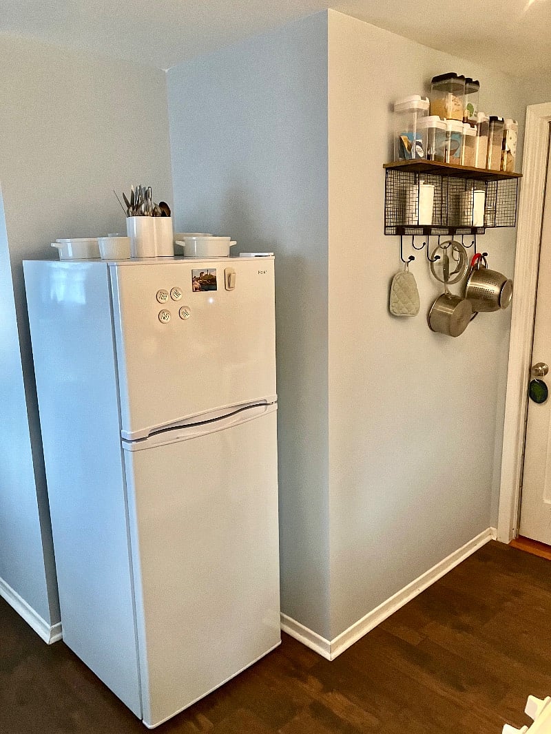 Fridge and freezer