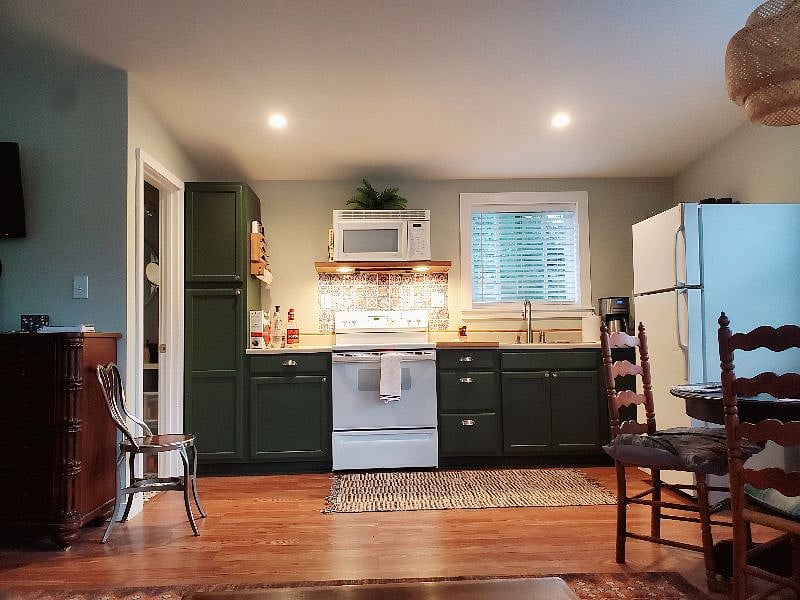 Furnished Finder property 530639_1 photo 6