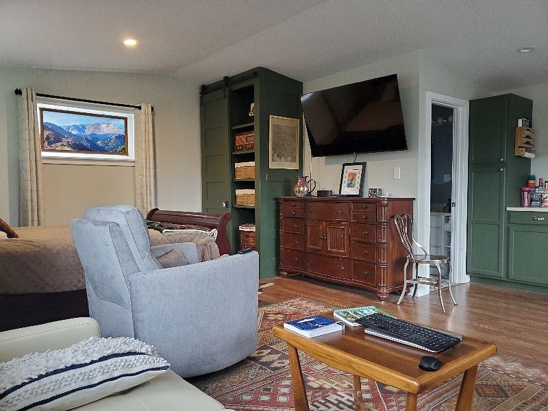 Furnished Finder property 530639_1 photo 10