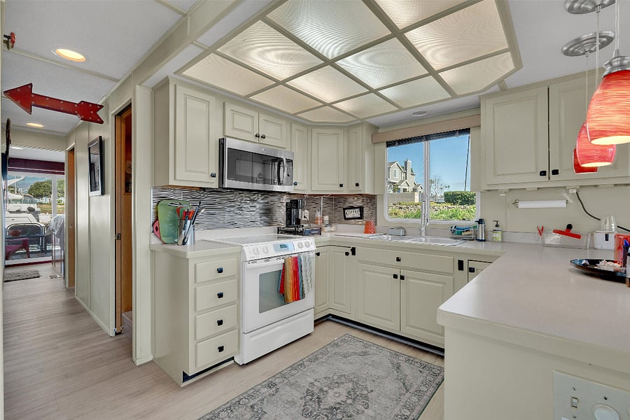 Furnished Finder property 530659_1 photo 12