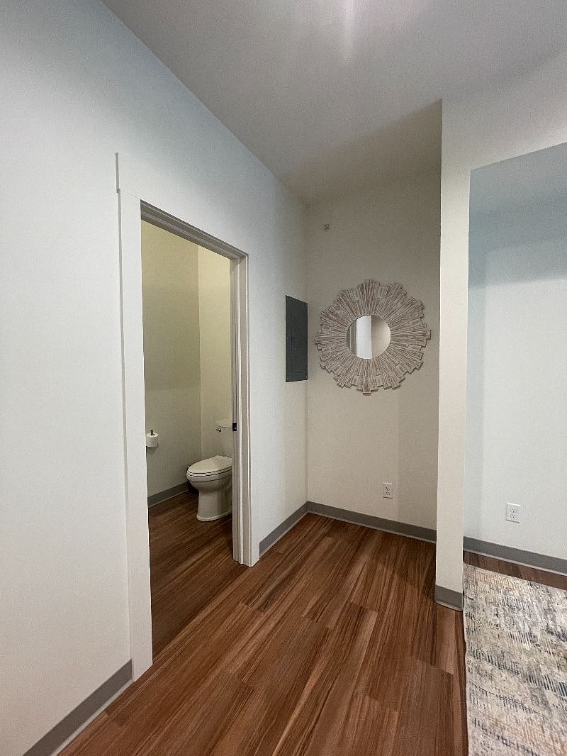 Furnished Finder property 530672_2 photo 8