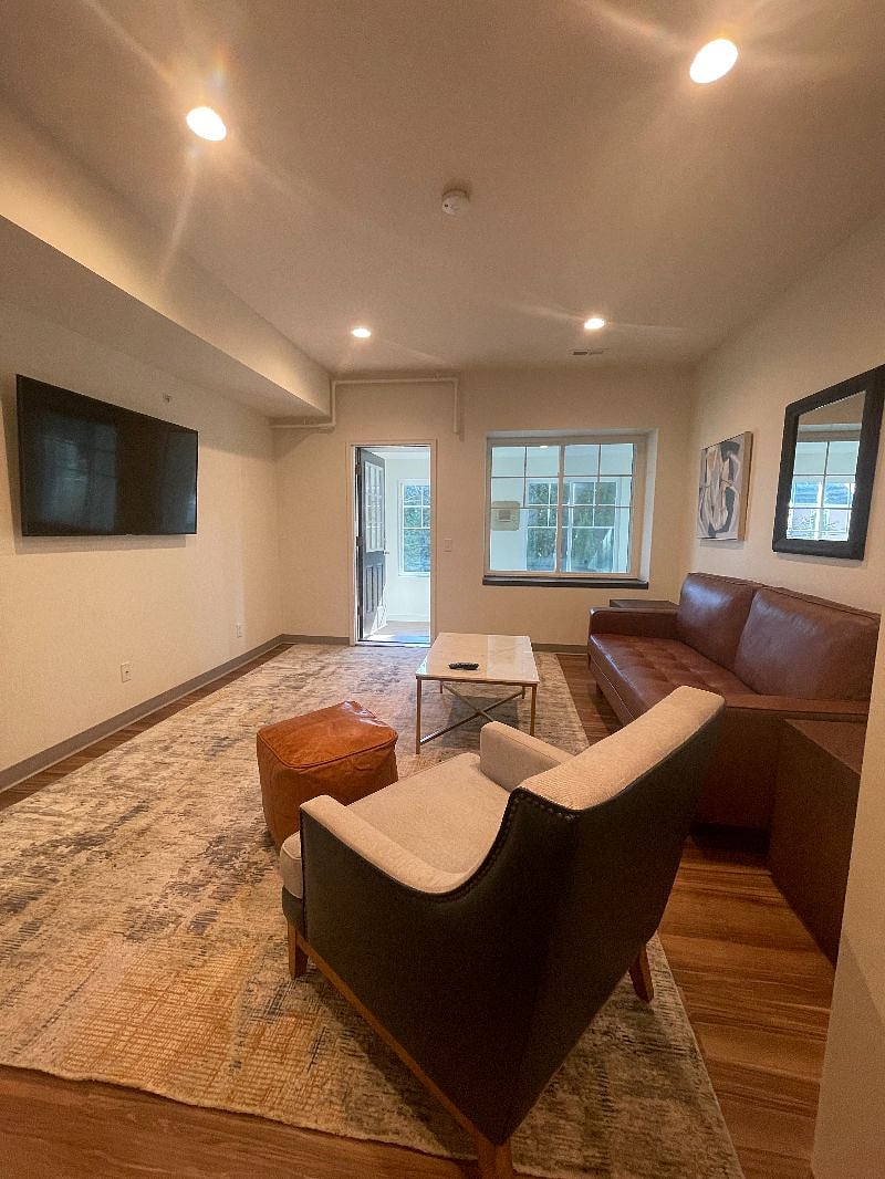 Furnished Finder property 530672_2 photo 3