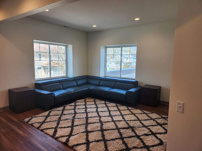 Furnished Finder property 530672_3 photo 3