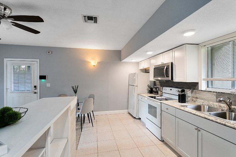 Furnished Finder property 530685_2 photo 9