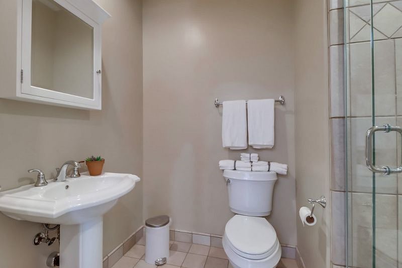 Furnished Finder property 530738_1 photo 11