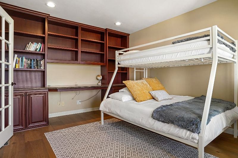 Furnished Finder property 530738_3 photo 20