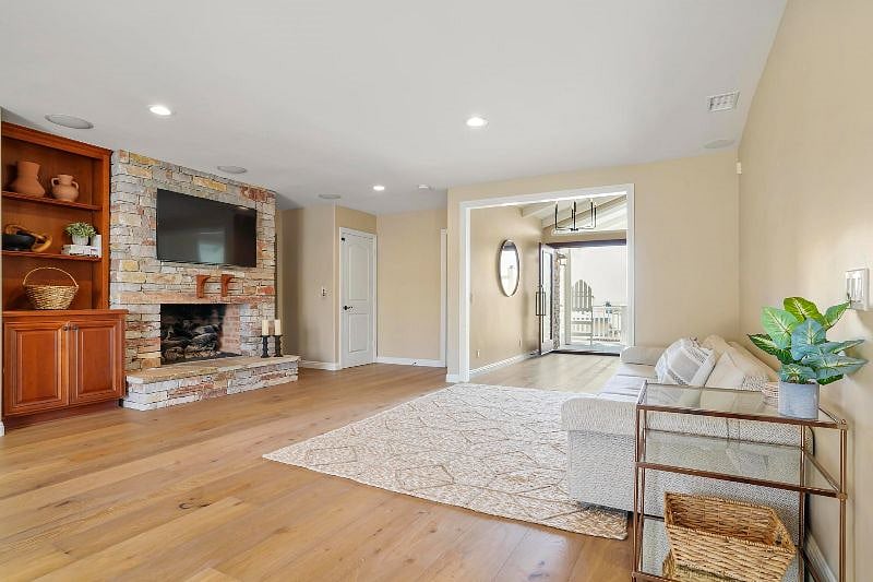 Furnished Finder property 530738_3 photo 13