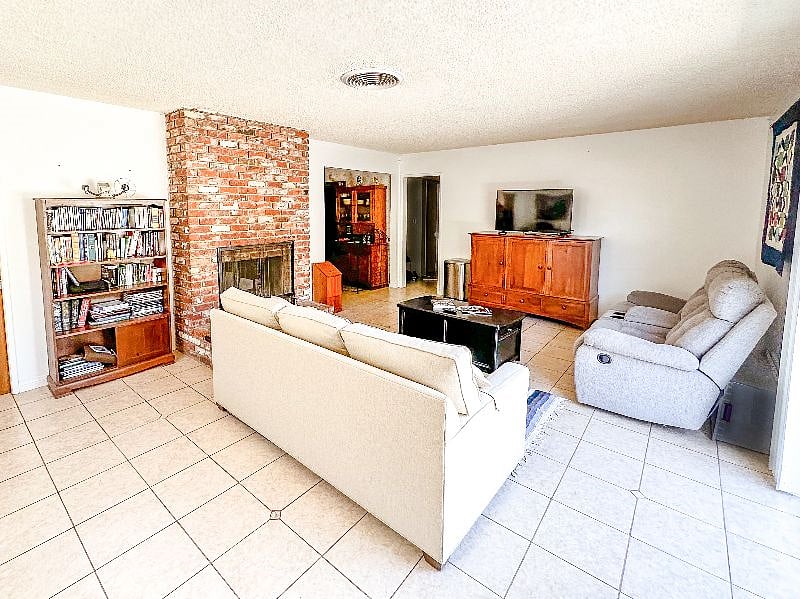 Furnished Finder property 530753_1 photo 14