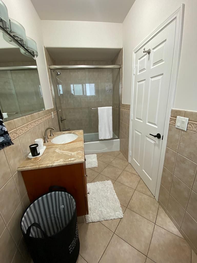 Furnished Finder property 530775_1 photo 10