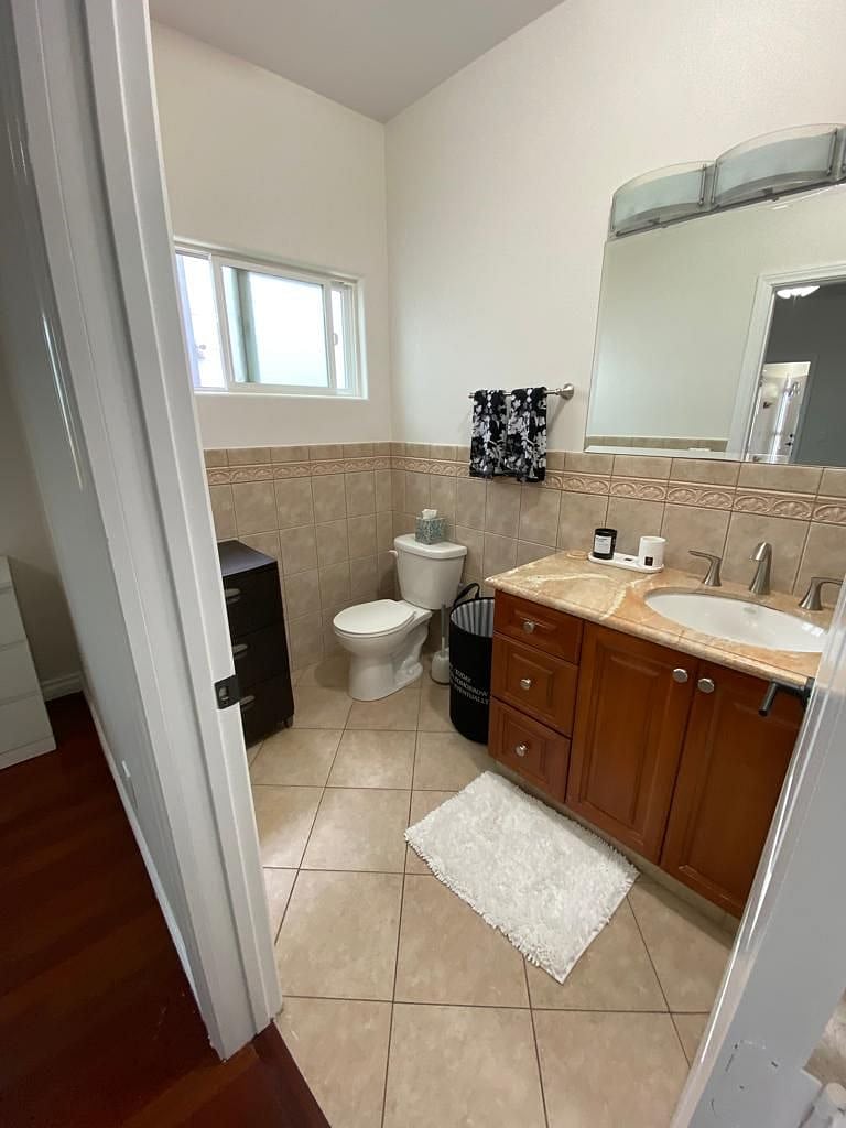 Furnished Finder property 530775_1 photo 11