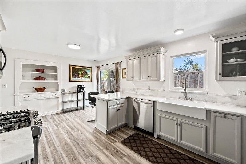 Wonderful kitchen appliances and sink