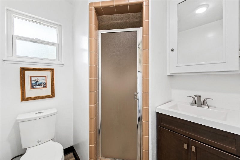 Second bathroom