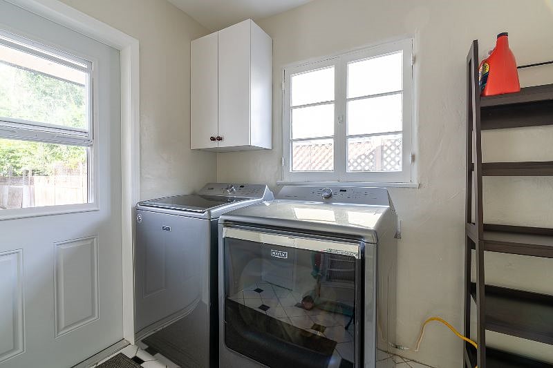 Furnished Finder property 530850_1 photo 8