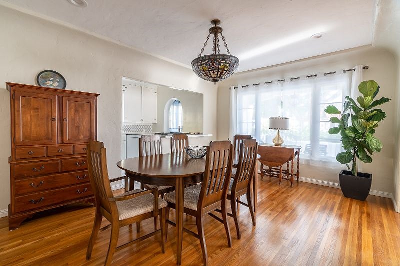 Furnished Finder property 530850_1 photo 13
