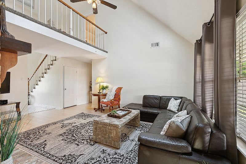 Furnished Finder property 530984_1 photo 9