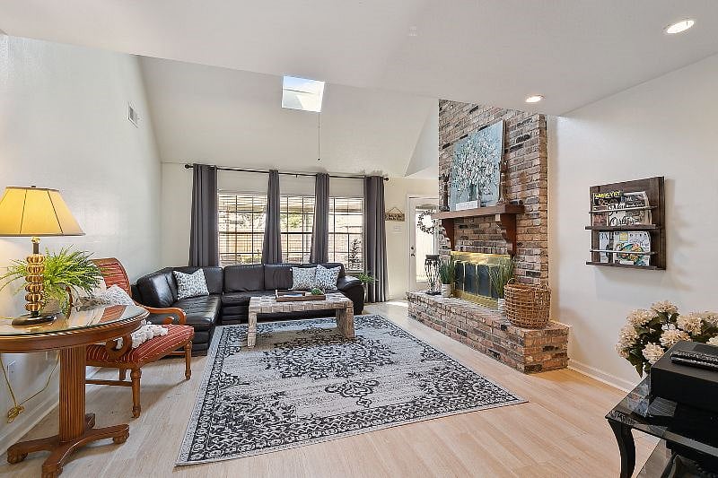 Furnished Finder property 530984_1 photo 7