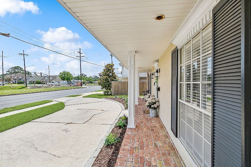 Furnished Finder property 530984_1 photo 4