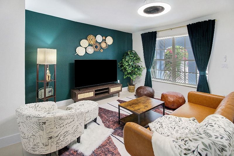 Furnished Finder property 530995_1 photo 3