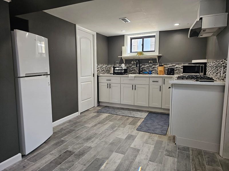 Furnished Finder property 531015_1 photo 12