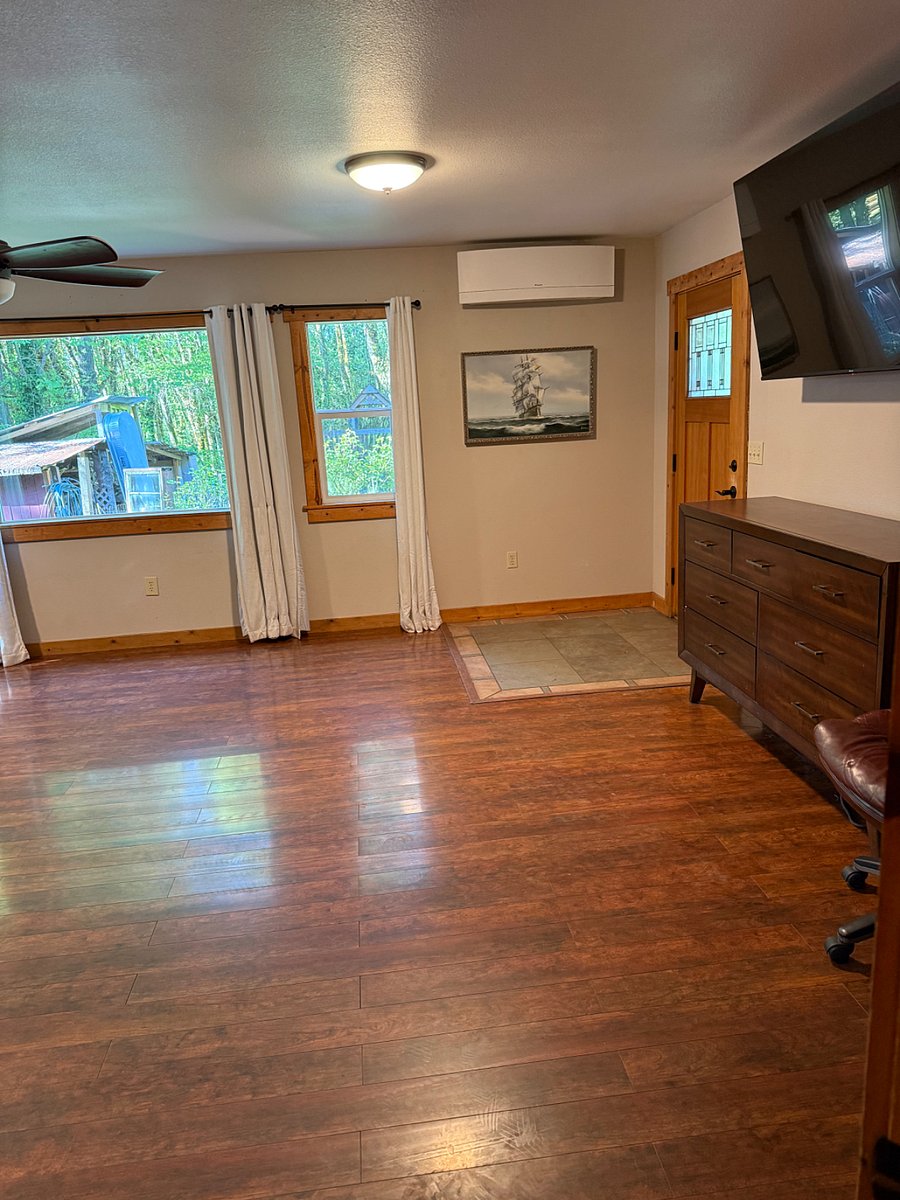 Furnished Finder property 531024_2 photo 6