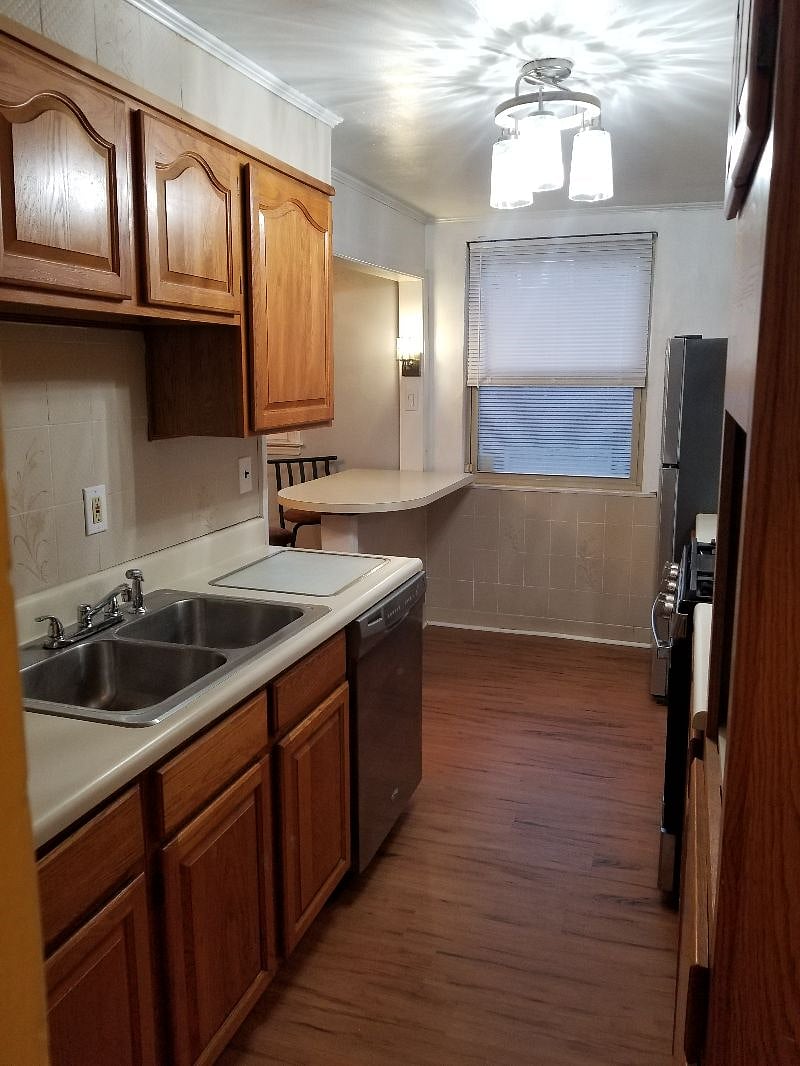 Kitchen with Double Sinks