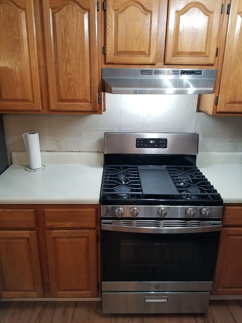 New Gas Range and Hood