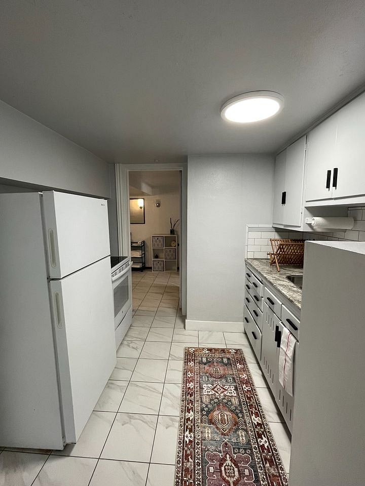 Furnished Finder property 531475_1 photo 8