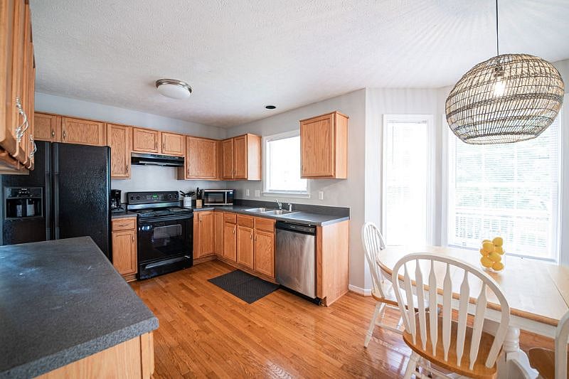 Furnished Finder property 531658_1 photo 6