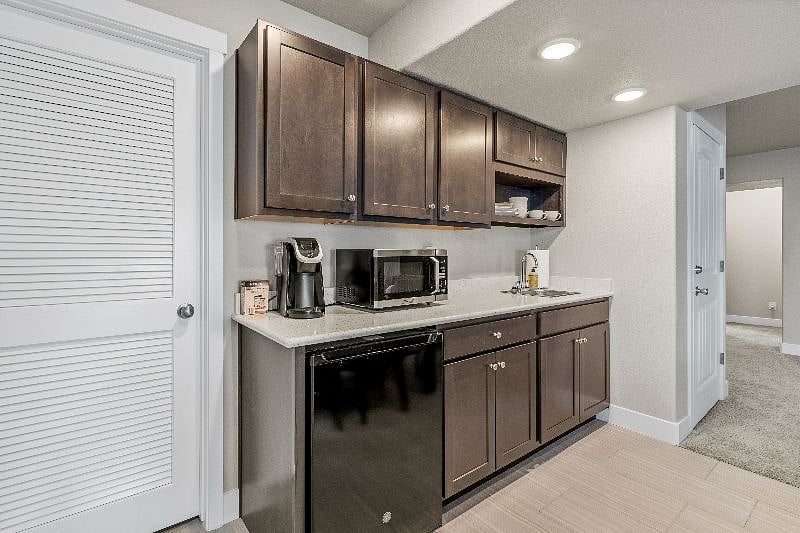 Furnished Finder property 531688_1 photo 14