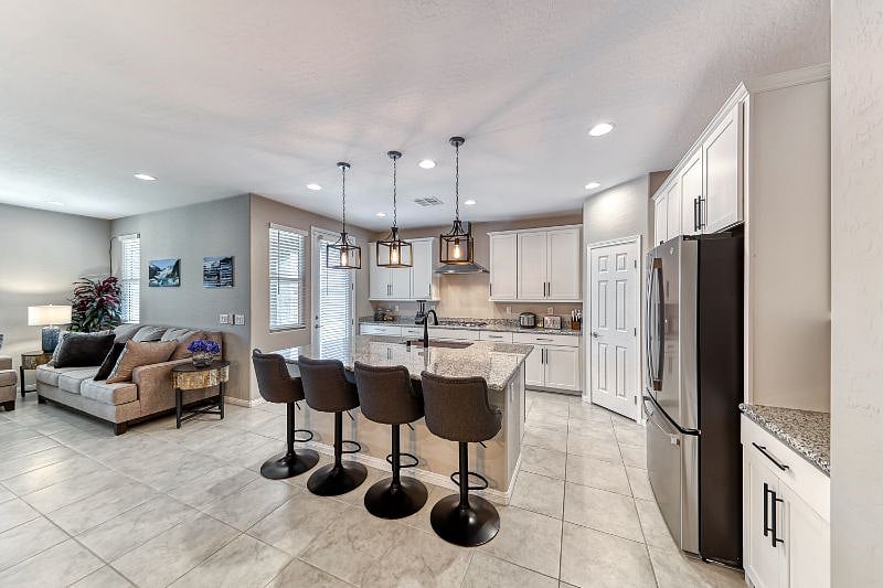 Furnished Finder property 531698_1 photo 4