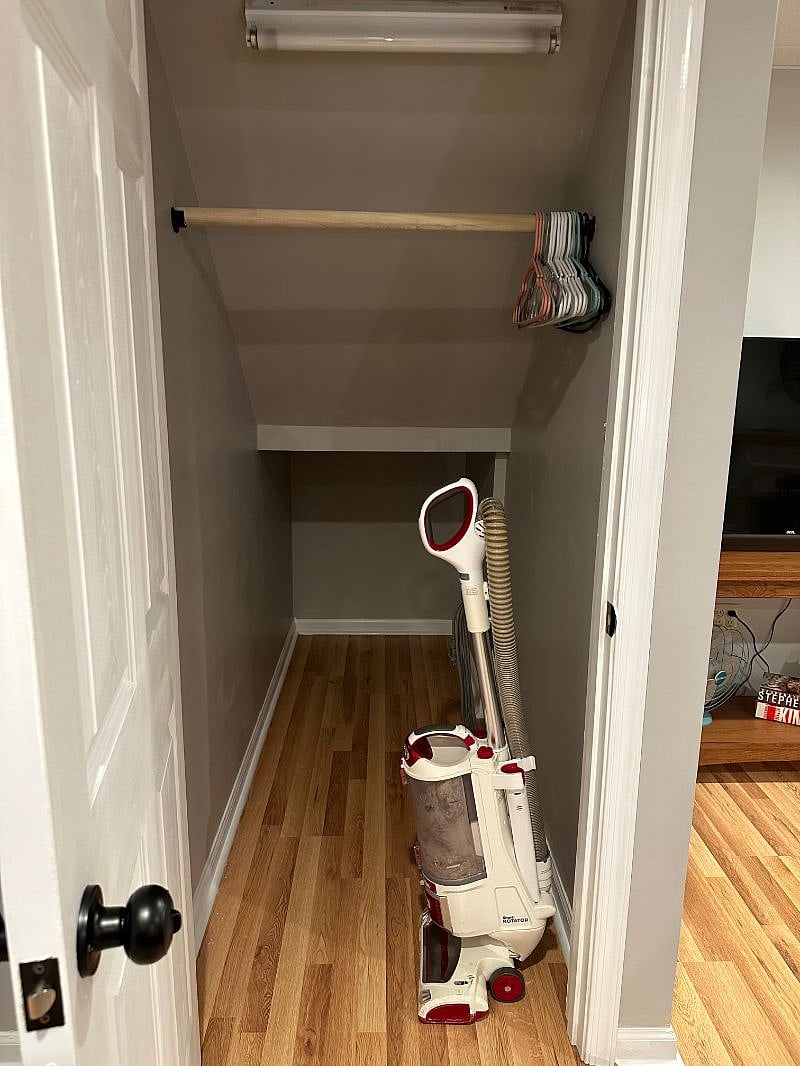 LARGE AND DEEP CLOSET TO PUT ALL YOUR ITEMS WHICH YOU MADE NEED. ALSO, CAN HANG CLOTHES TOO!