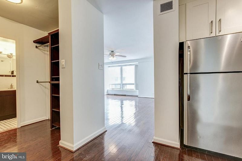 Furnished Finder property 531827_1 photo 3