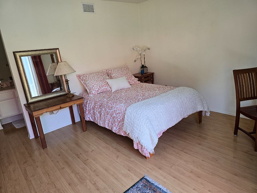 Furnished Finder property 531880_1 photo 13