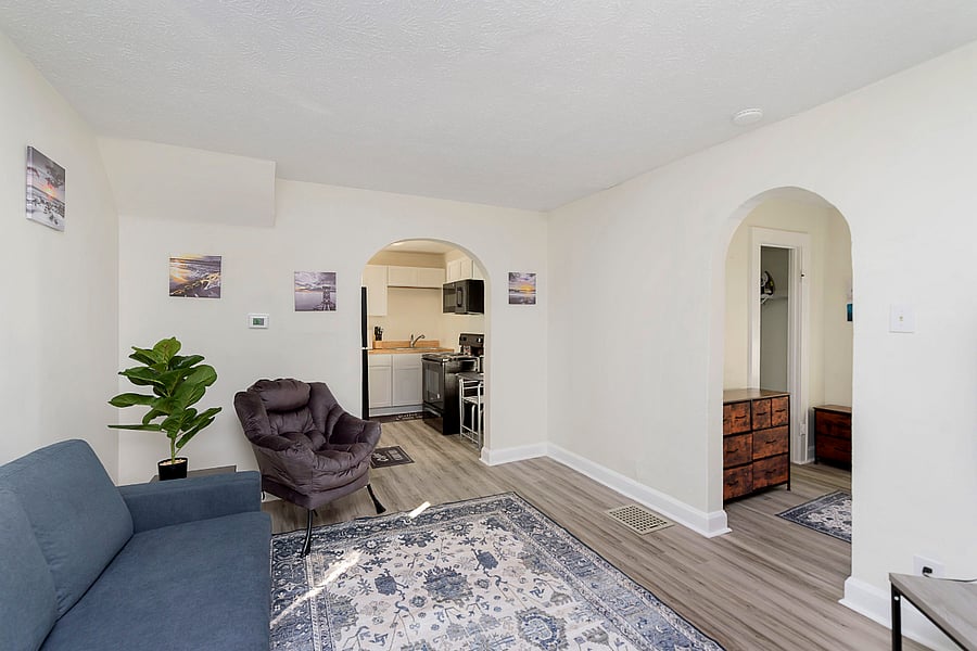 Furnished Finder property 532112_5 photo 3