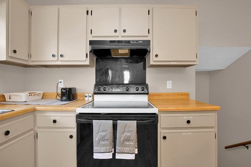 Furnished Finder property 532128_1 photo 16