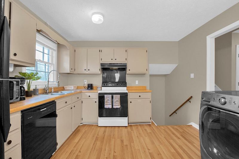 Furnished Finder property 532128_1 photo 17
