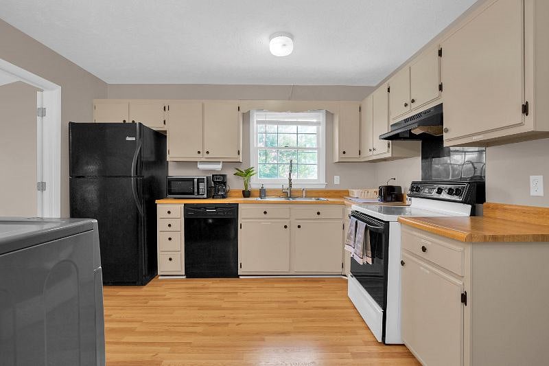 Furnished Finder property 532128_1 photo 19