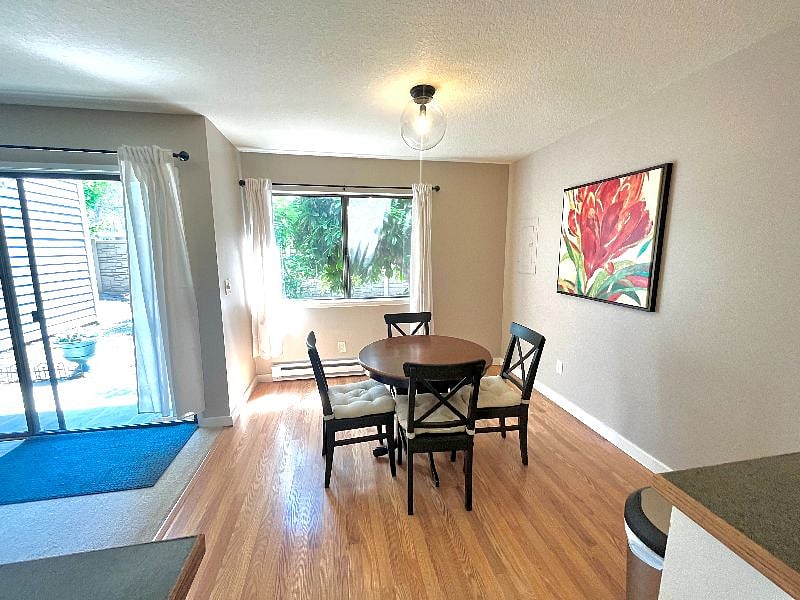 Furnished Finder property 532160_1 photo 8