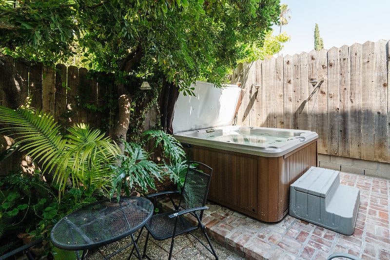 Furnished Finder property 532194_1 photo 16