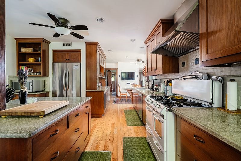 Furnished Finder property 532194_1 photo 18