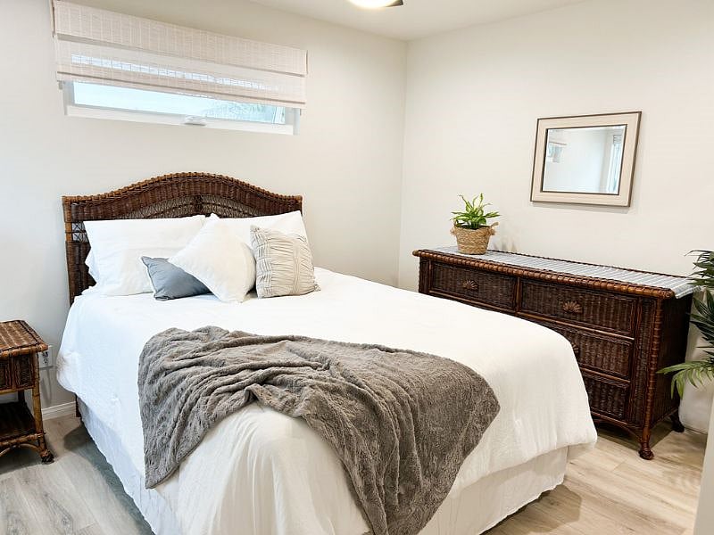Comfy queen size bed