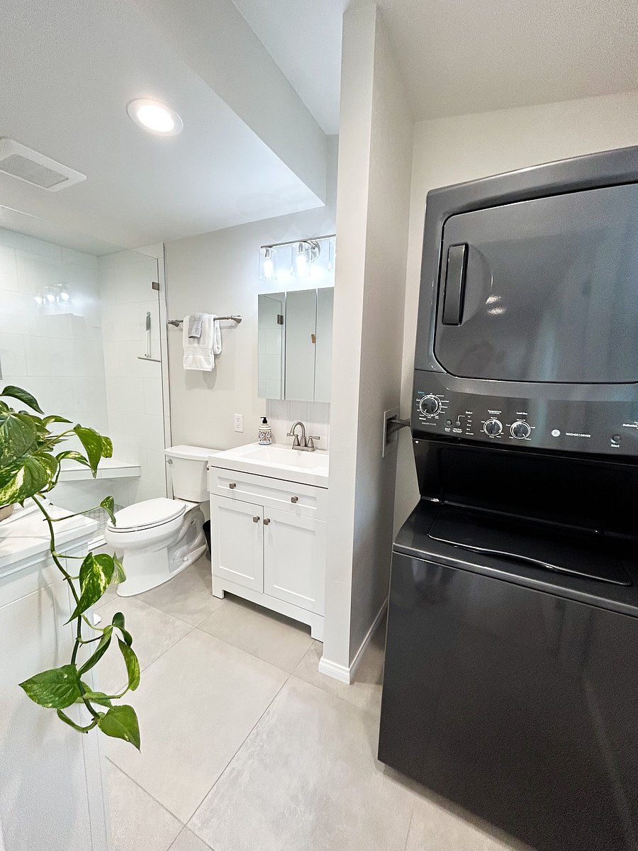 In-unit washer and dryer.