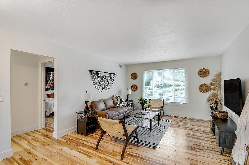 Furnished Finder property 532381_1 photo 9