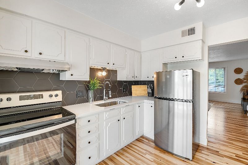 Furnished Finder property 532381_1 photo 23