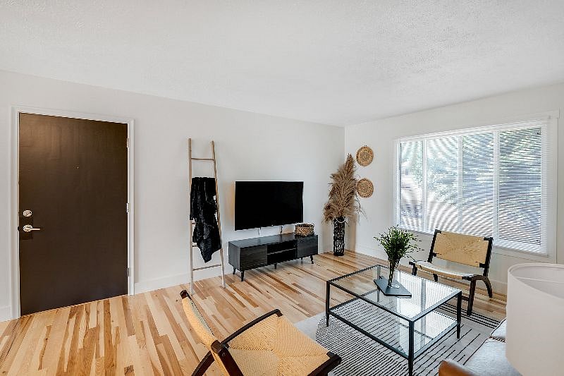 Furnished Finder property 532381_2 photo 5