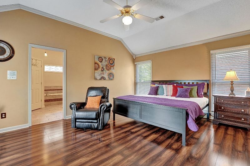 Furnished Finder property 532384_1 photo 24