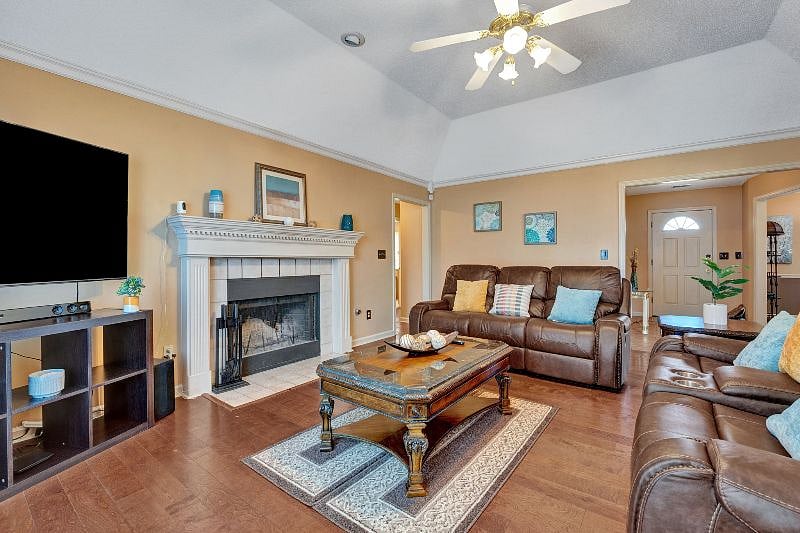 Furnished Finder property 532384_1 photo 8
