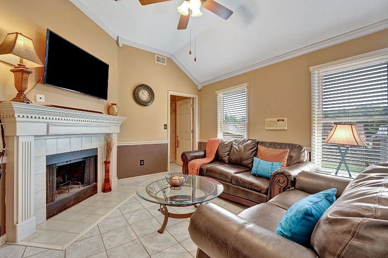 Furnished Finder property 532384_1 photo 9