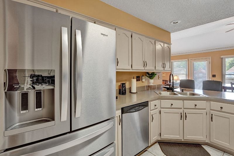 Furnished Finder property 532384_1 photo 18