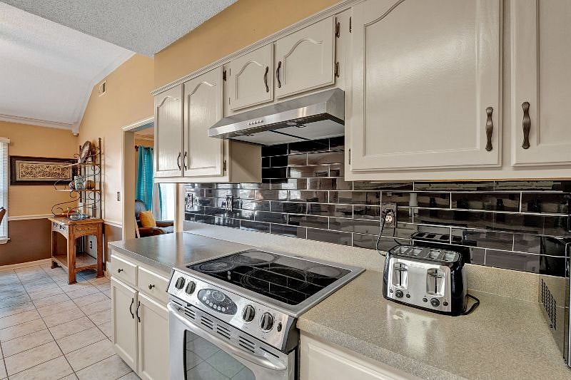 Furnished Finder property 532384_1 photo 19